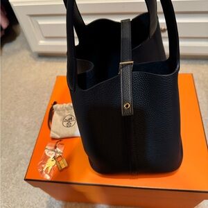 Hermes Picotin 22 Noir Clemence GHW